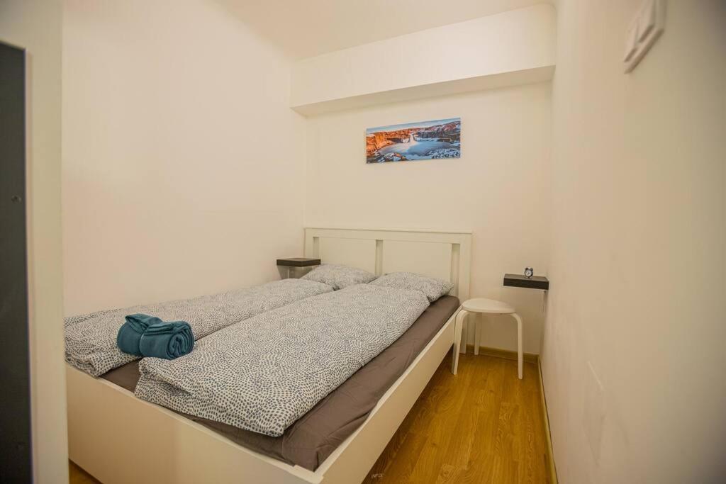 Cute Gallery Flat In Dob Str, Mars Budapest Exteriör bild